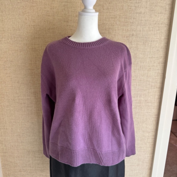 Vince 100% Cashmere Light Violet Crewneck Sweater - Sz XS - Picture 3 of 8